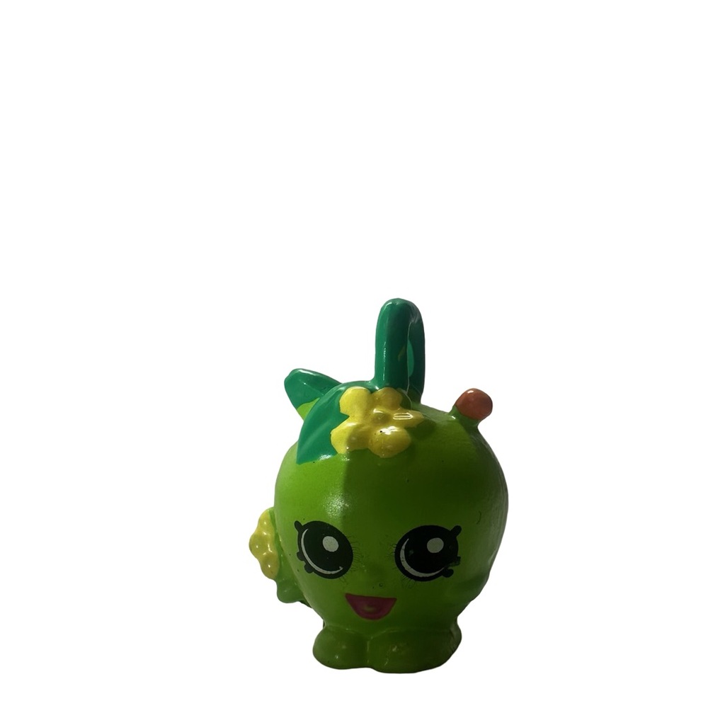 Shopkins ‘Apple blossom’ Green Fruit Charm Figurine with Yellow Flower Accent